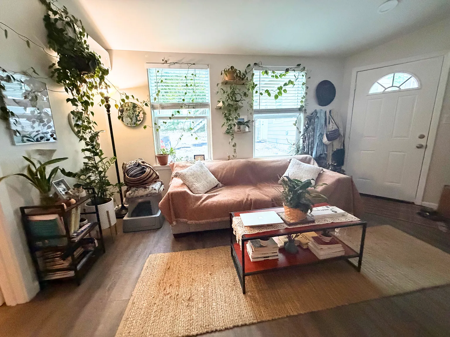 1 bed, $995 — Photo 3