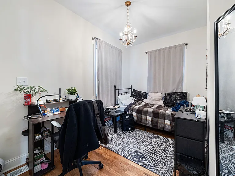 1012 Garnett Pl #1 — Photo 8