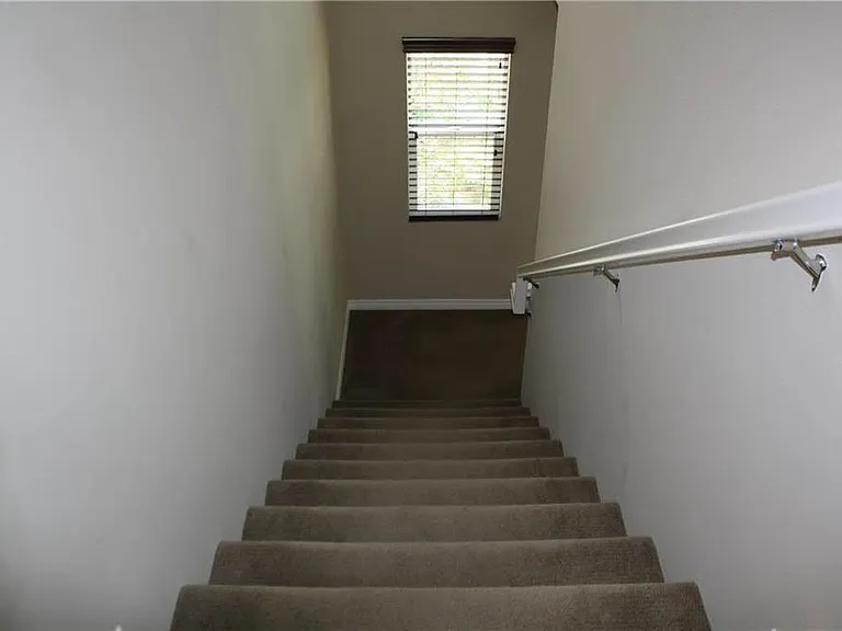 179 Clementine Ct — Photo 24