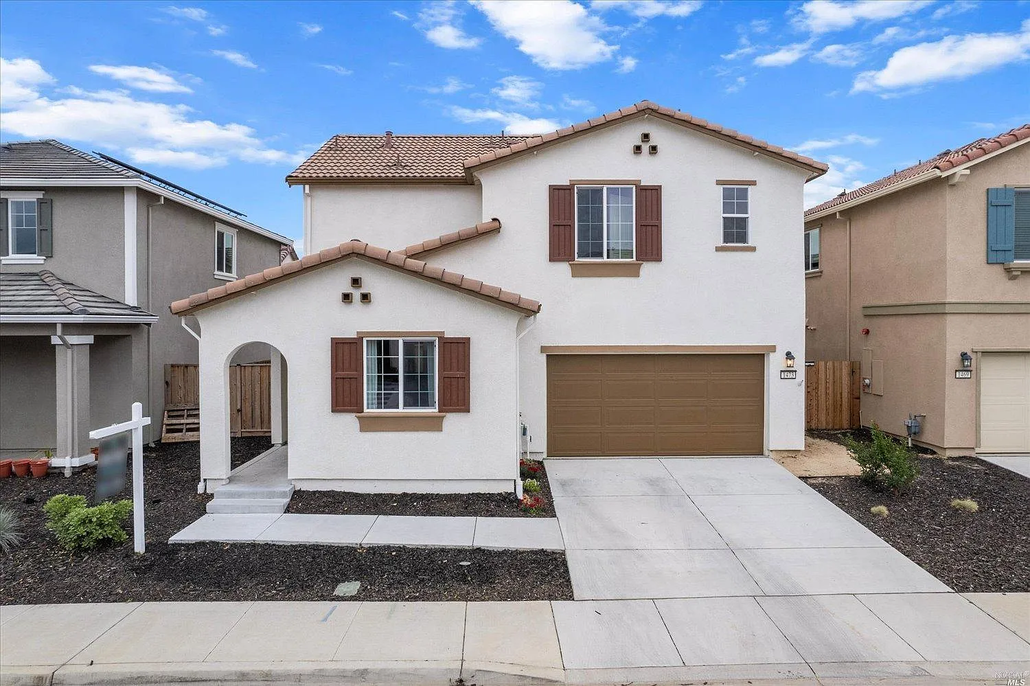 1473 Lea Lane photo 1