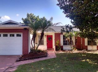 827 Windsor Cir, Brandon, FL 33510