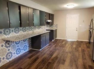 2004 Robinson Rd, Knoxville, TN 37923