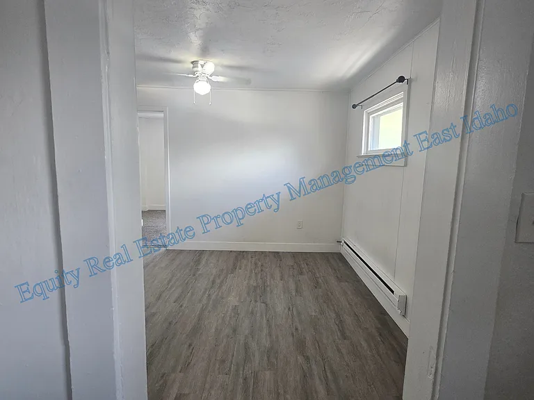 815 E Clark St #5 — Photo 17