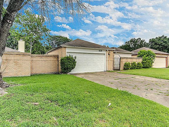 2nd image of 4119 Knoll Glen Dr