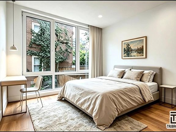 4th image of 3092 Farragut Rd #3A