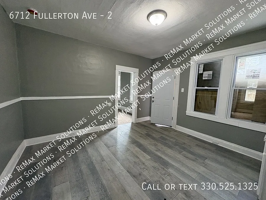 Newly Renovated 2Bedroom-Section 8 Welcome! — Photo 3