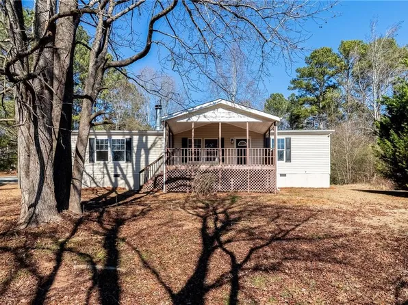 15 Park Pl, Villa Rica, GA 30180