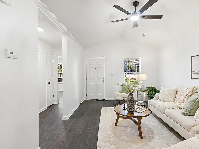 913 Tennyson Dr — Photo 19