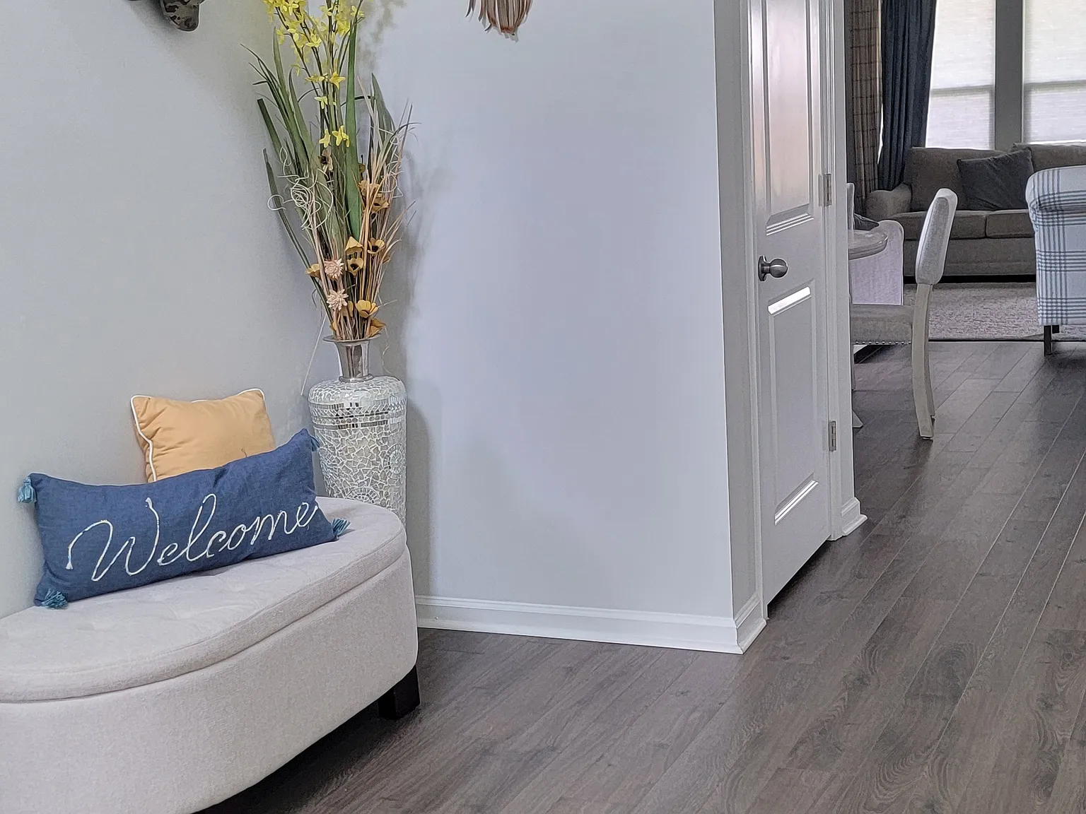 4 bed, 2.5 bath, 2300 sqft, $2,600 — Photo 3