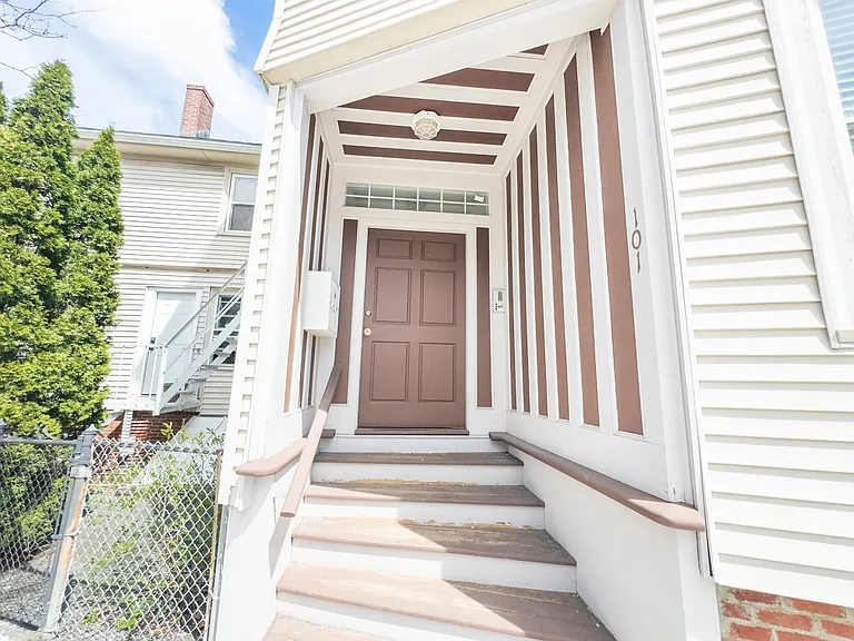 101 Hampshire St #4 — Photo 14