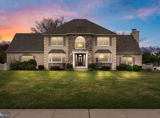 64 Plumtree Dr, Sewell, NJ 08080