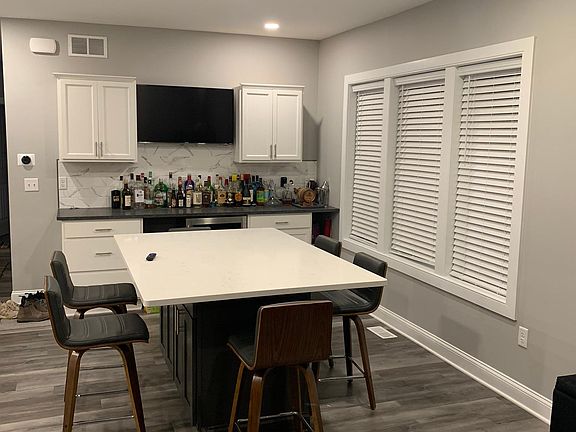 4th image of 62 Sterling Ave #1