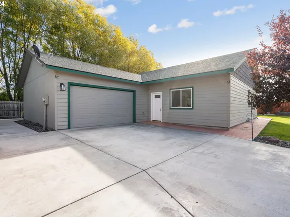 931 SW 14th Pl, Hermiston, OR 97838