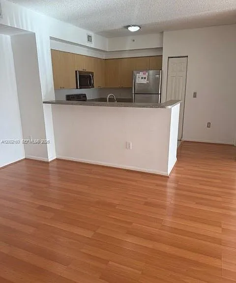 8070 N Nob Hill Rd #205 — Photo 3