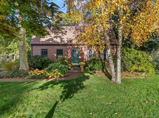 44 Harvest Ln, Milford, CT 06461