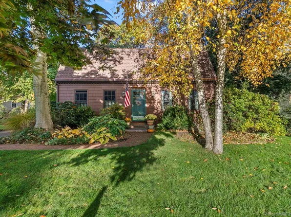 44 Harvest Lane, Milford, CT 06461
