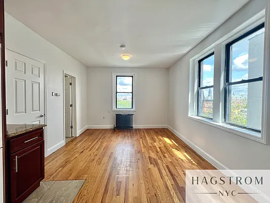 Rented by Hagstrom Management Inc | media 13