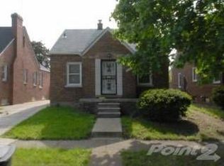 8240 Whitcomb St, Detroit, MI 48228