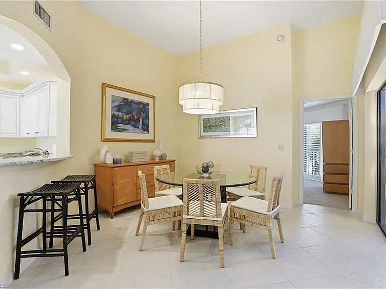 7048 Pelican Bay Blvd #C-302 — Photo 11