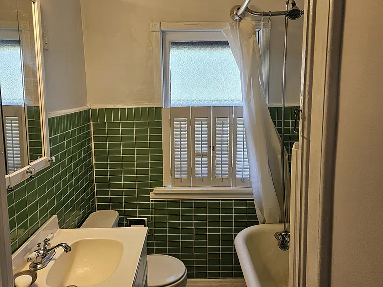 1645 Frederick Ave — Photo 6