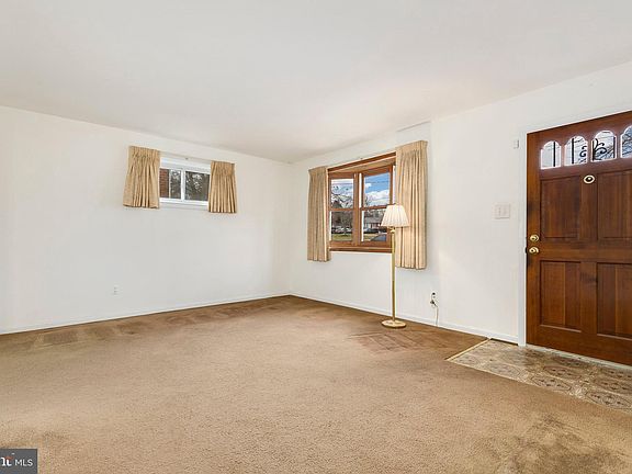 5th image of 11517 Monongahela Dr