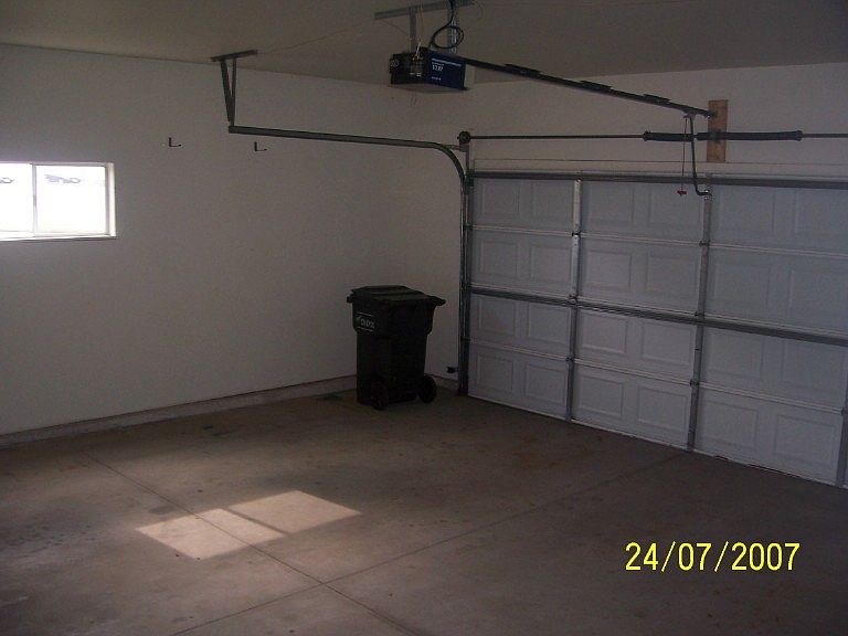 Garage inside_02132017