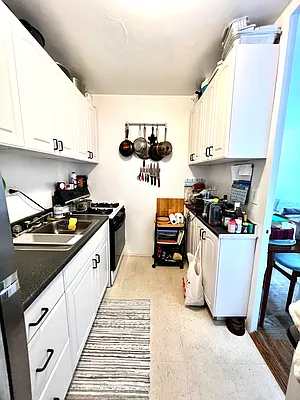 Rented by Keller Williams NYC | media 14