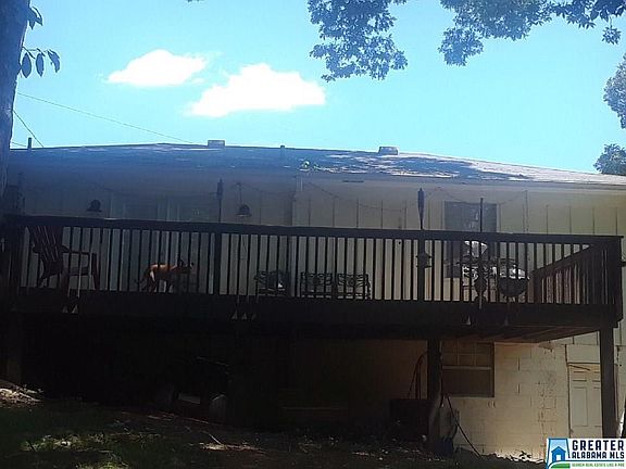 3rd image of 212 Rebecca Dr