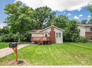 192 N Bonnie Brae Ave, Elmhurst, IL 60126