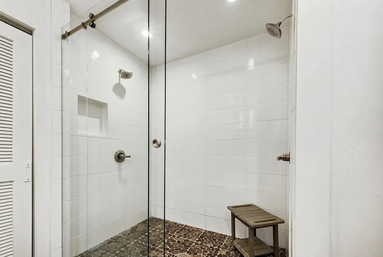 5 bed, 2784 sqft, $6,800 — Photo 1