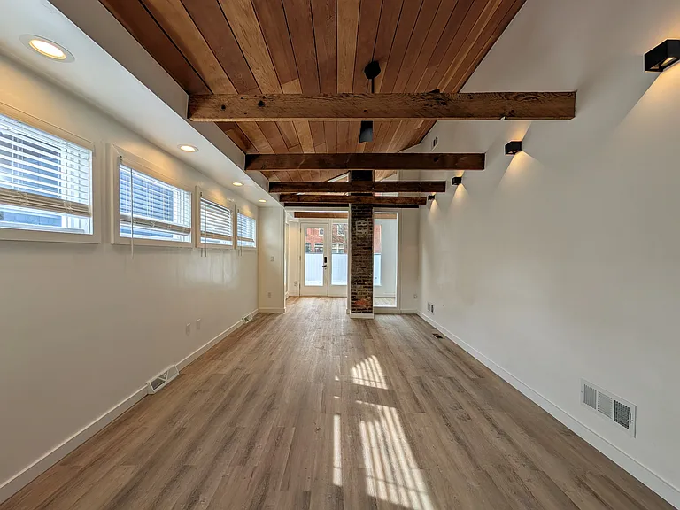 1206 Monterey St — Photo 6
