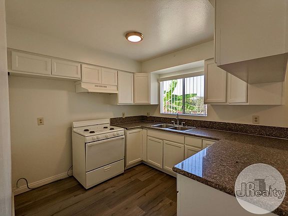 5th image of 3134 W 145th St APT 14