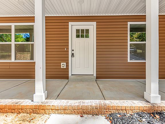 4th image of 105 Jay Cir