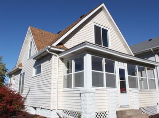 123 Rose Ave W, Saint Paul, MN 55117