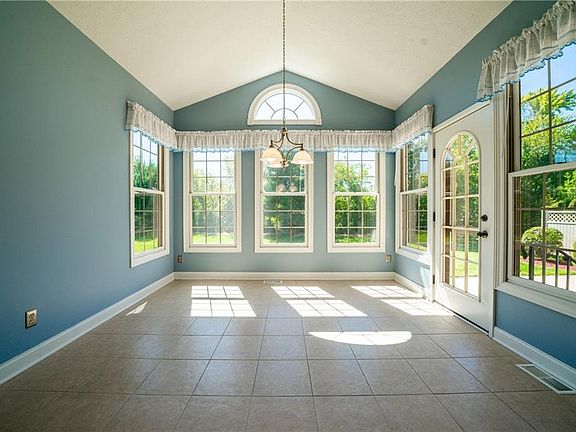 4th image of 35931 Hanamar Dr