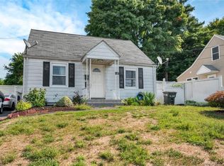 431 Short Beach Rd, East Haven, CT 06512