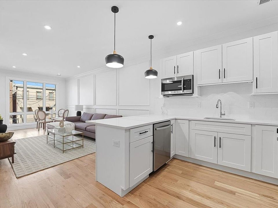 1st image of 292 Whiton St #2