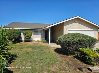 1921 N Theodore Ct, Tulare, CA 93274