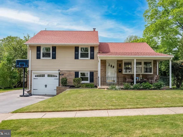 330 Williams Rd, Bryn Mawr, PA 19010