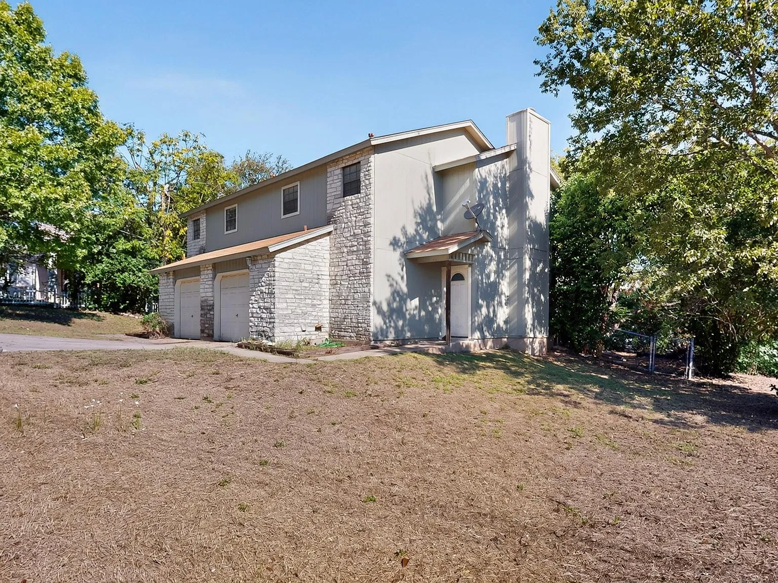 2 bed, 1.5 bath, 1918 sqft, $1,695 — Photo 3