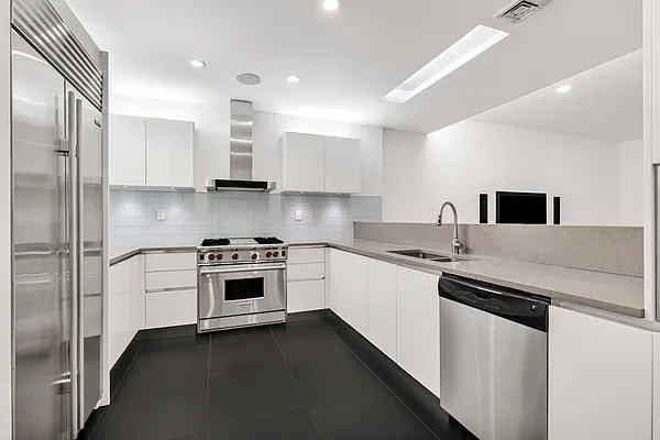 Sold by Living New York | media 2