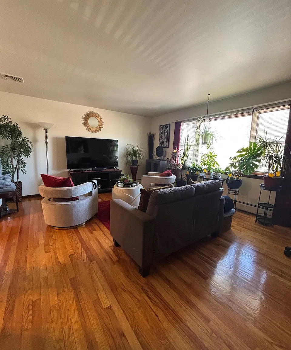 2 bed, $2,300 — Photo 4