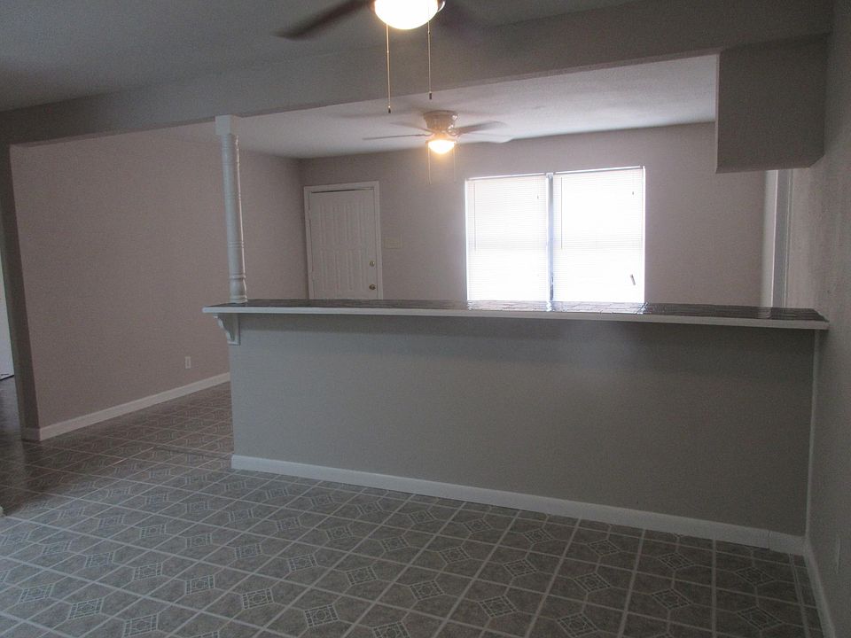 1st image of 155 Goodell Dr