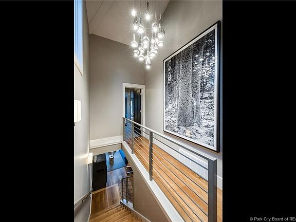 3rd image of 1060 Norfolk Ave