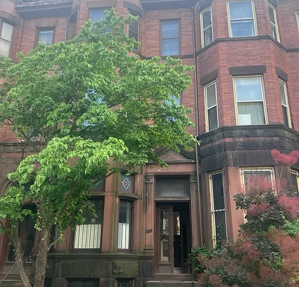 2352 Eutaw Pl — Photo 1