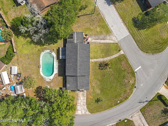 3rd image of 7144 ANDALUSIA Avenue