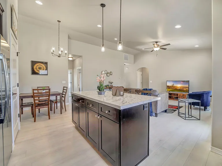 1142 White Birch Ave — Photo 19