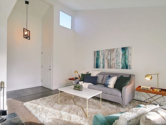 4th image of 23801 12th Pl S APT 2101