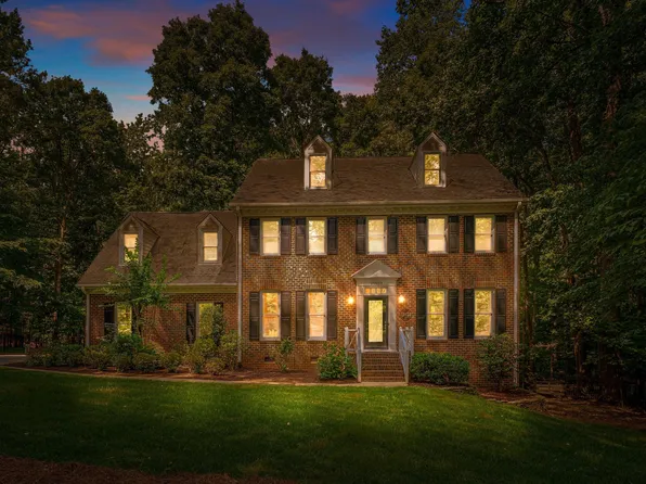 10609 Old Pine Ct, Raleigh, NC 27613