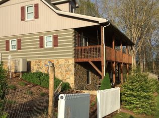 137 Gideons Ln, Grassy Creek, NC 28631